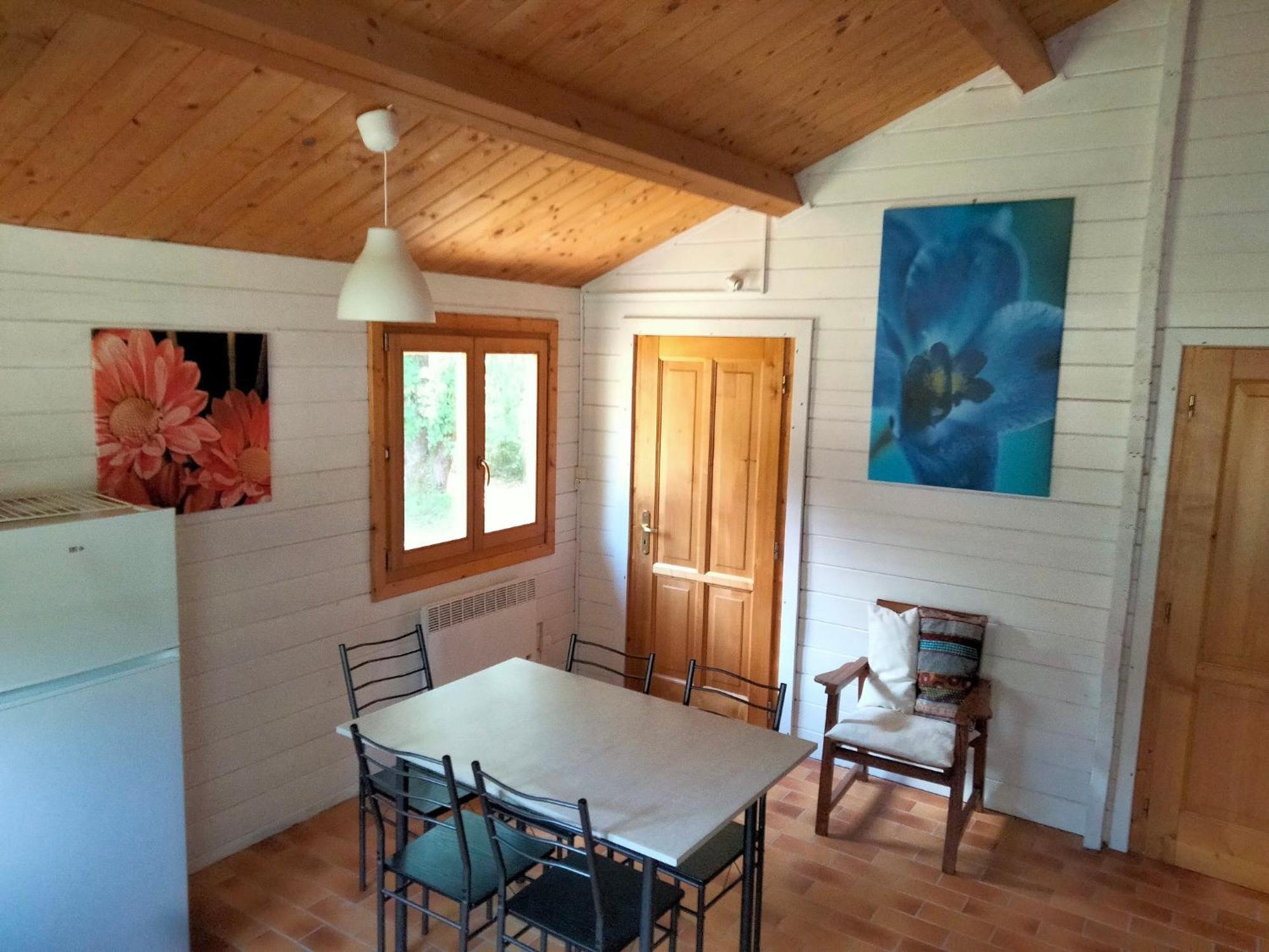 Camping Fontaine Du Roc Guest House Devillac Exterior photo